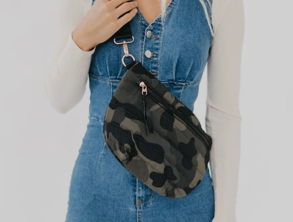 Crossbody Puffer Bag - Camo