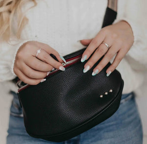 Sutton Crossbody Sling Bag - Black