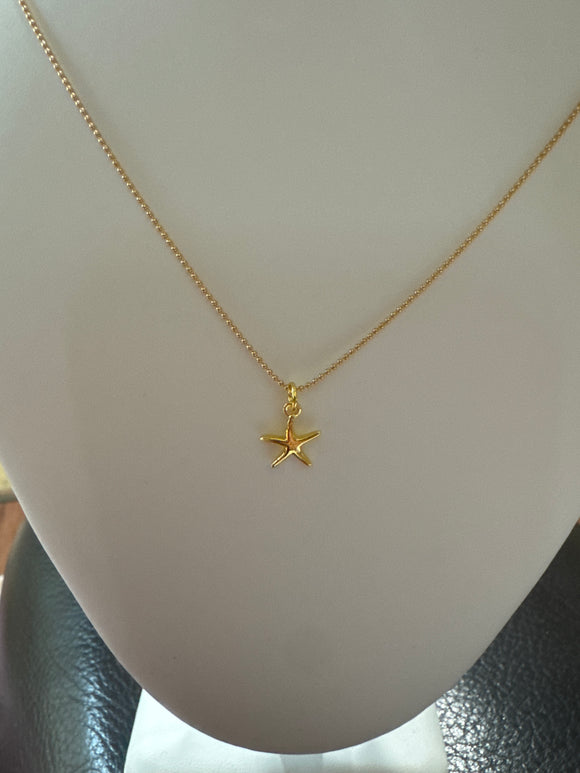 Gold-plated Starfish on 18” 14kt gold-filled chain necklace.